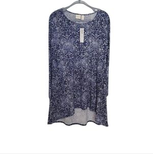 Chico's Women's Medallion Button Back Tunic Top- Size 1 ( Medium 8)